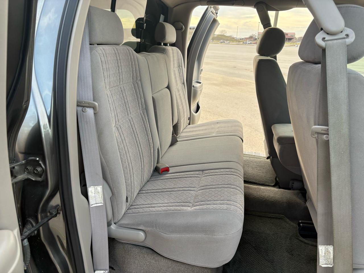 Toyota Tundra AccessCab V8 SR5 (Natl) 2004