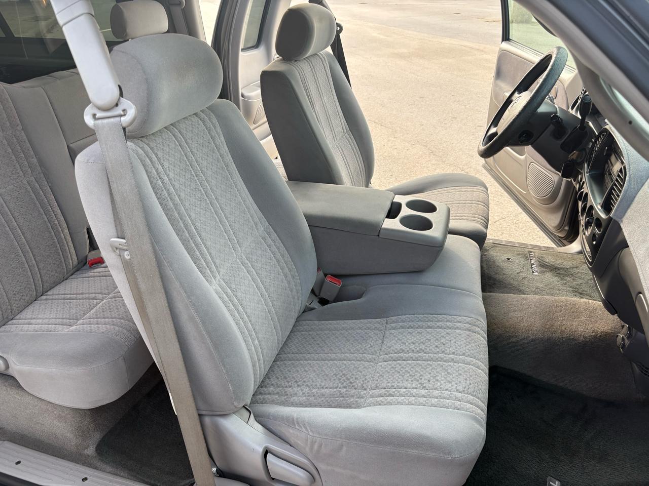 Toyota Tundra AccessCab V8 SR5 (Natl) 2004