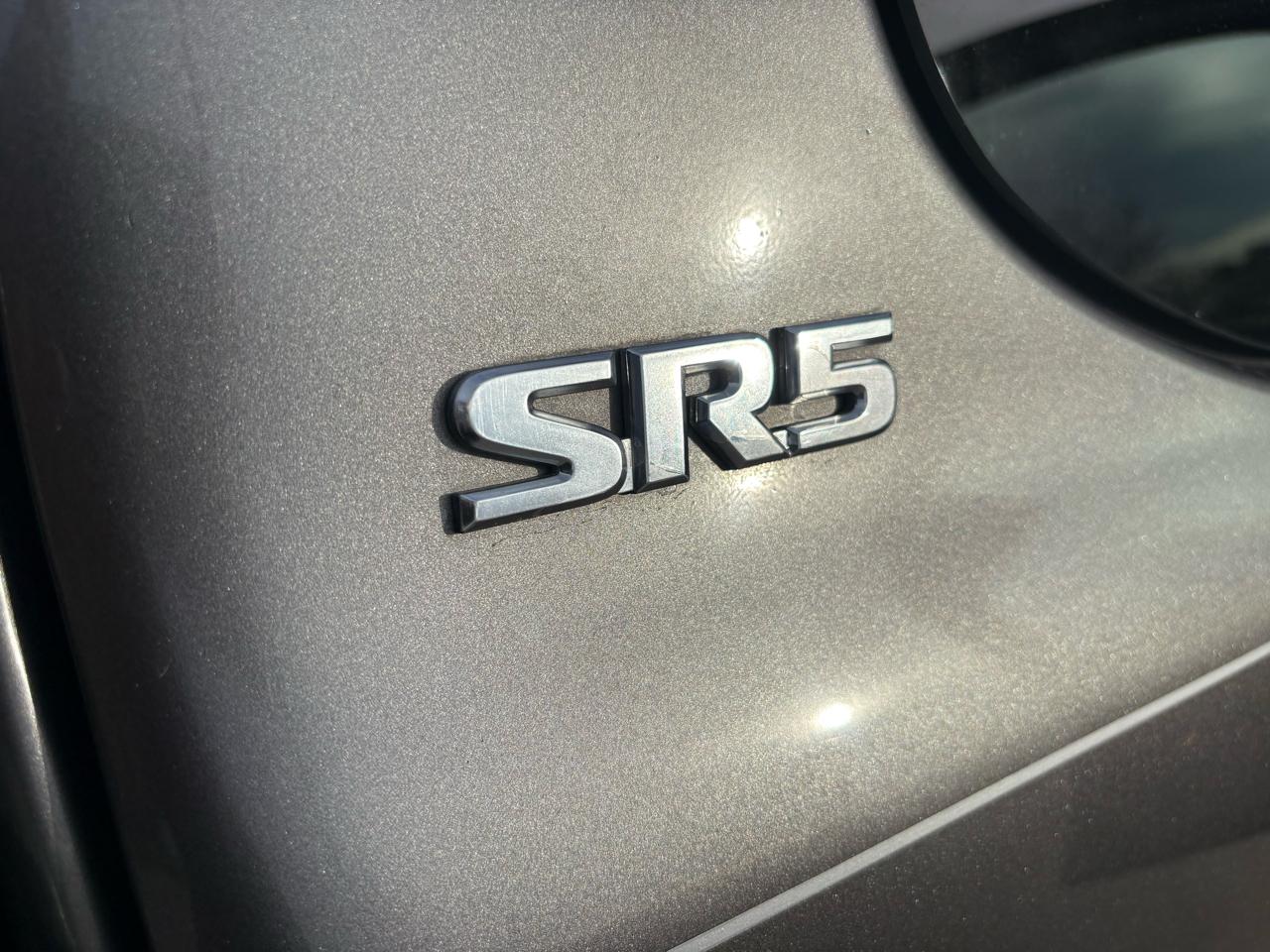 Toyota Tundra AccessCab V8 SR5 (Natl) 2004