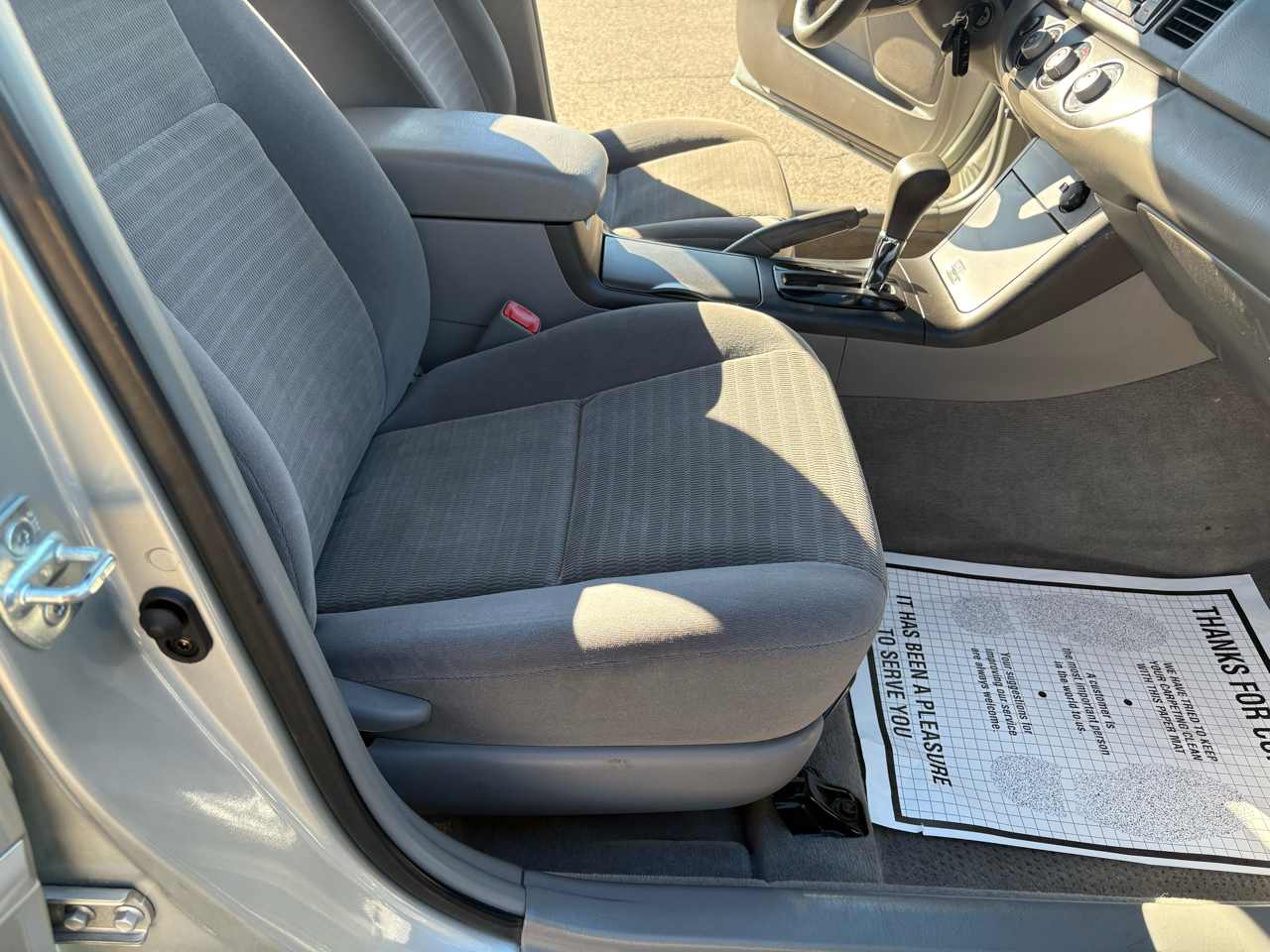 Toyota Camry 4dr Sdn LE Auto (Natl) 2006