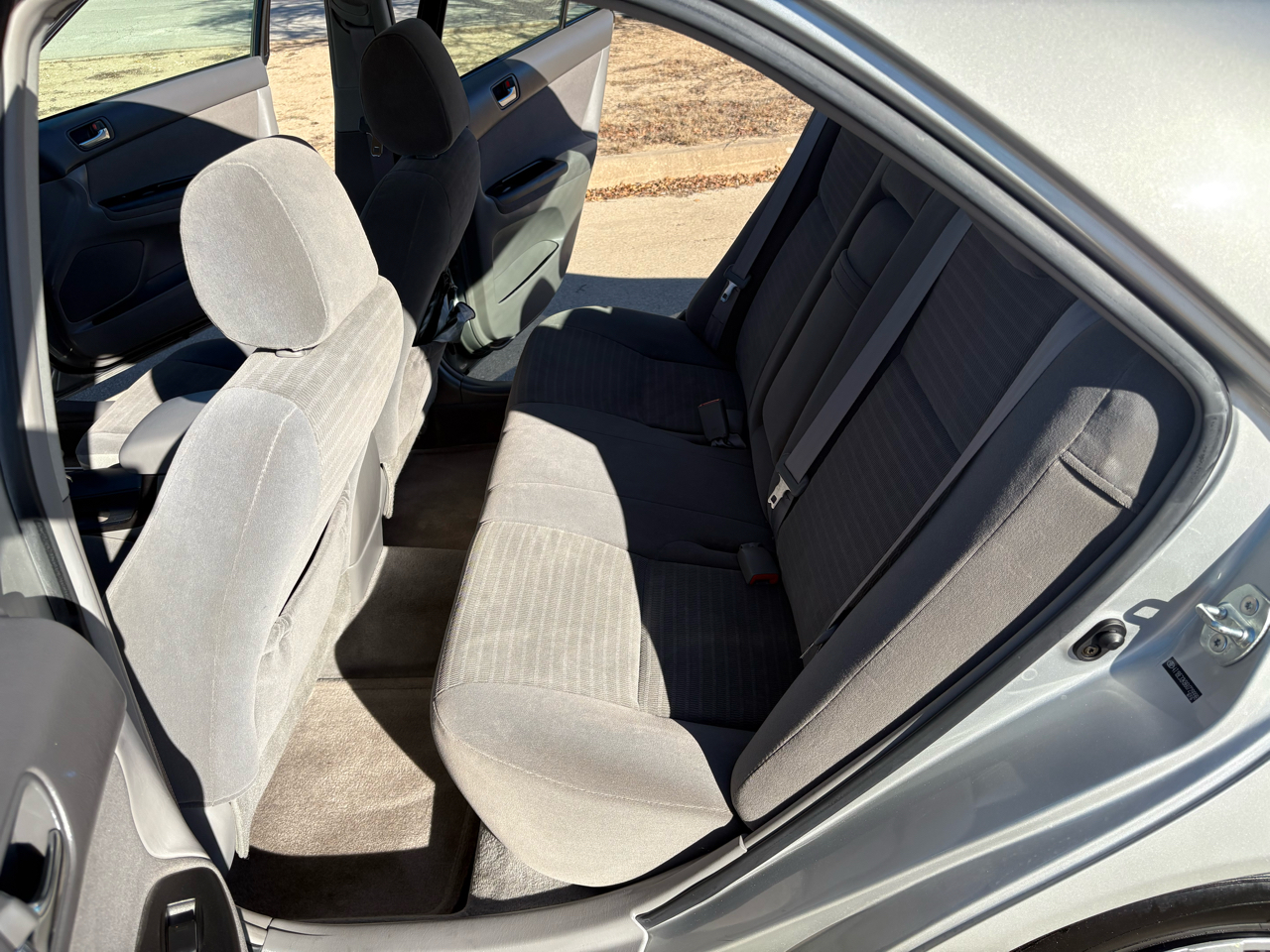 Toyota Camry 4dr Sdn LE Auto (Natl) 2006