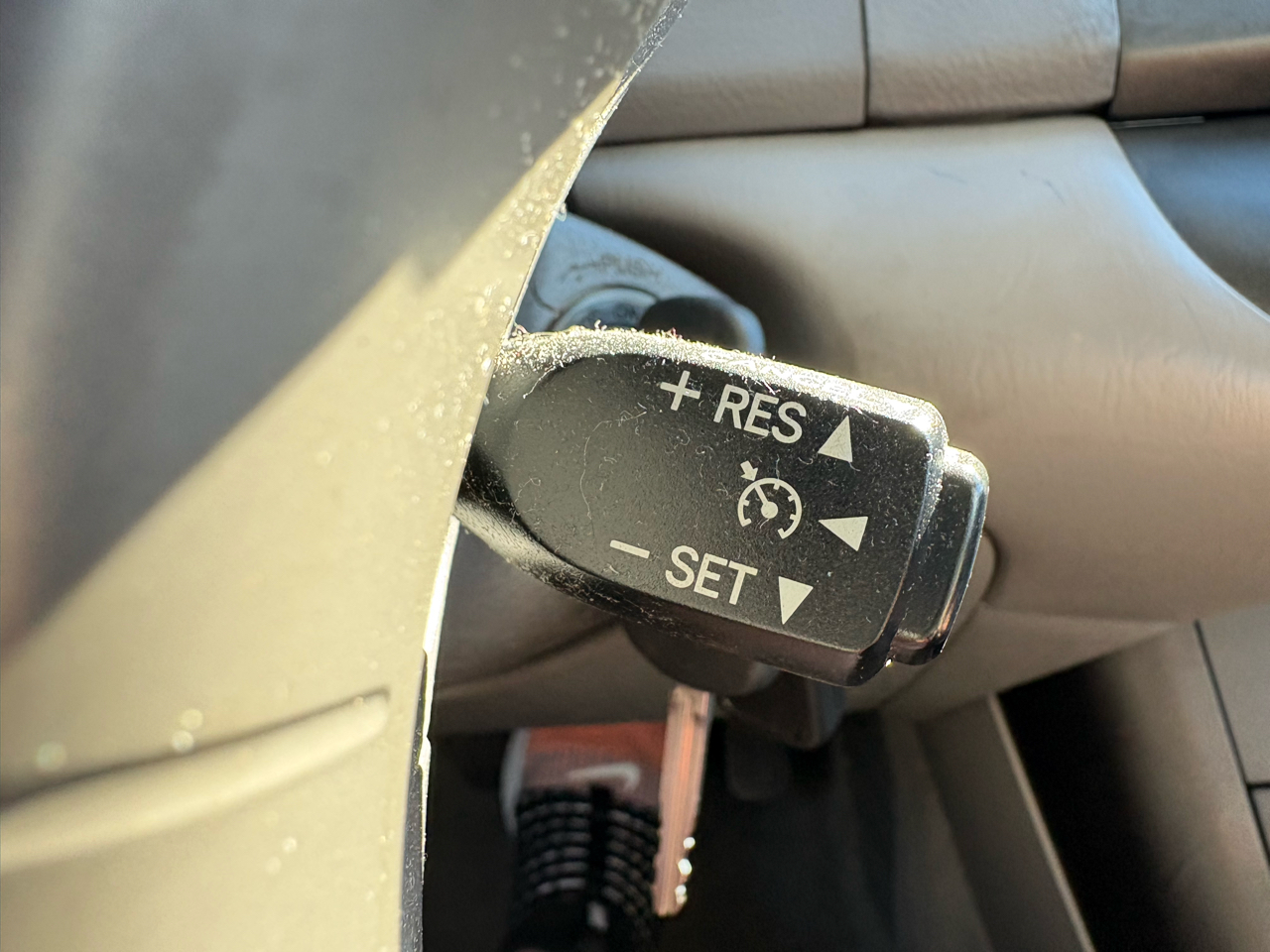 Toyota Camry 4dr Sdn LE Auto (Natl) 2006