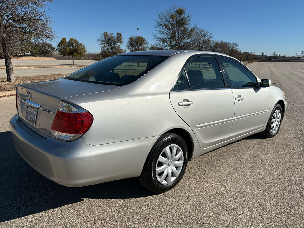 Toyota Camry 4dr Sdn LE Auto (Natl) 2006