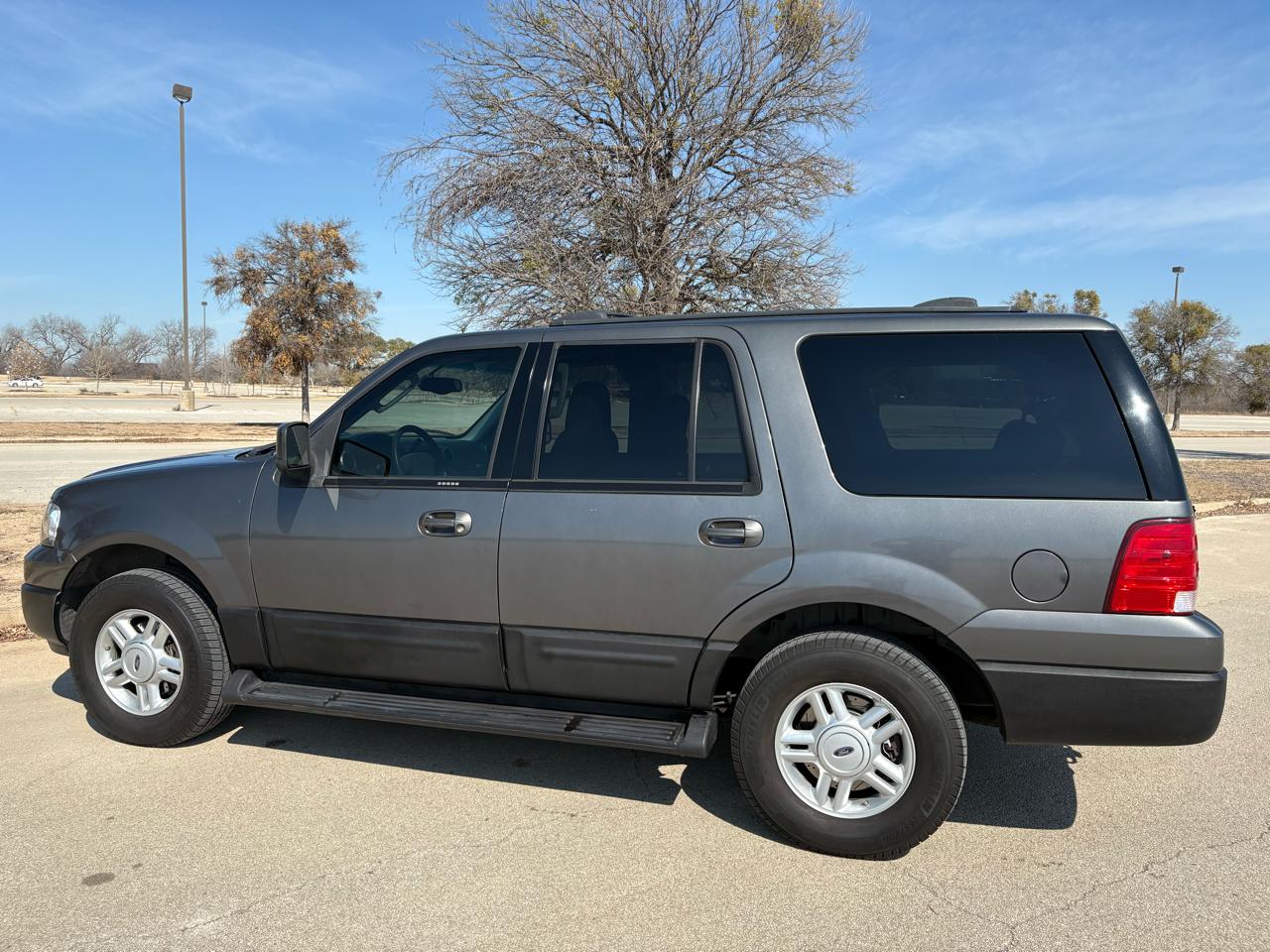 Ford Expedition  2004