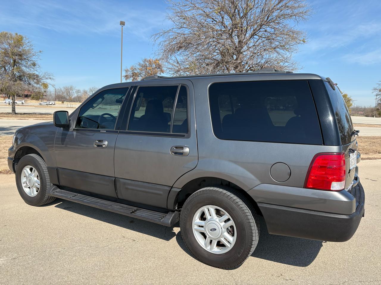 Ford Expedition  2004
