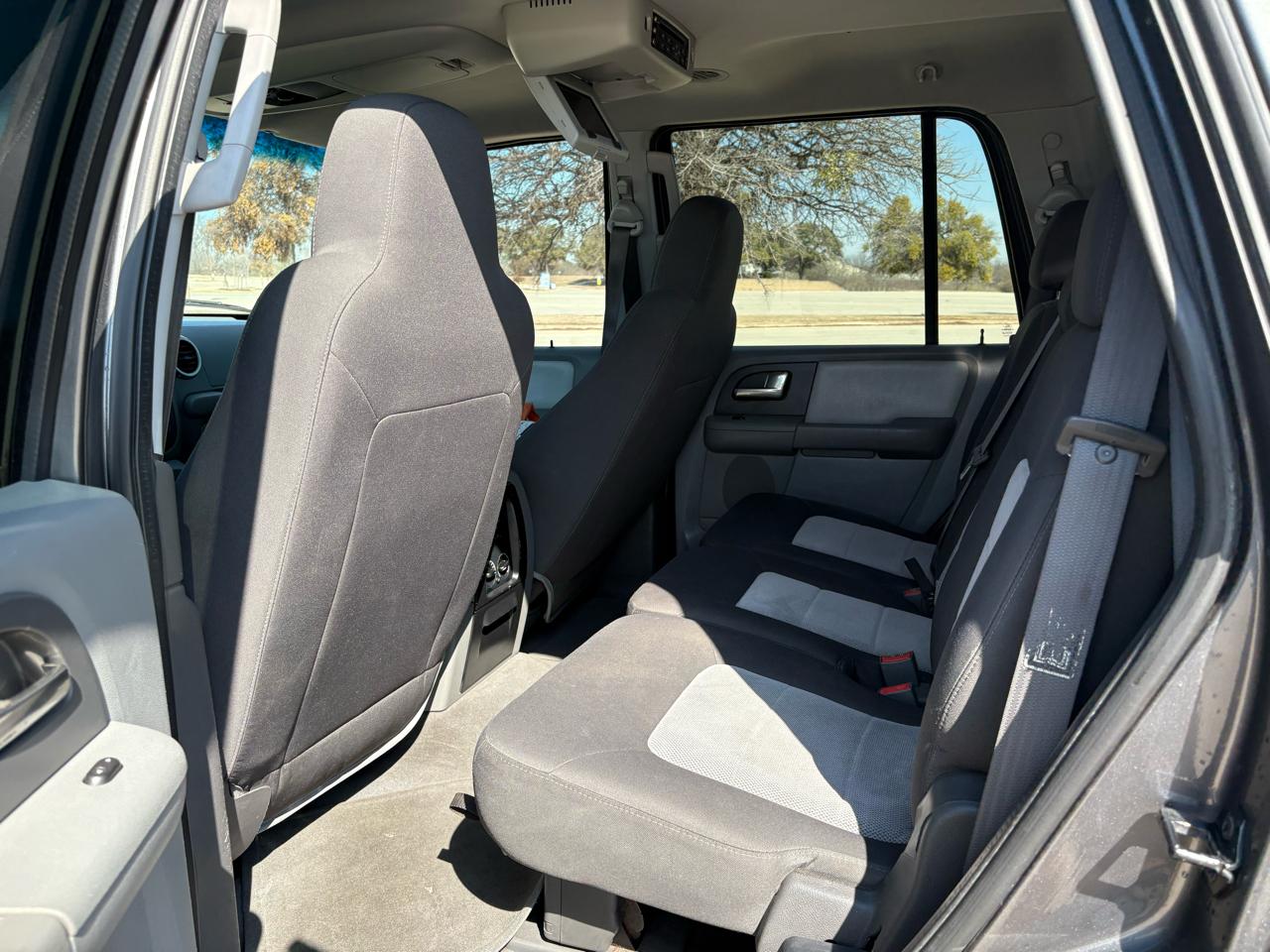 Ford Expedition  2004