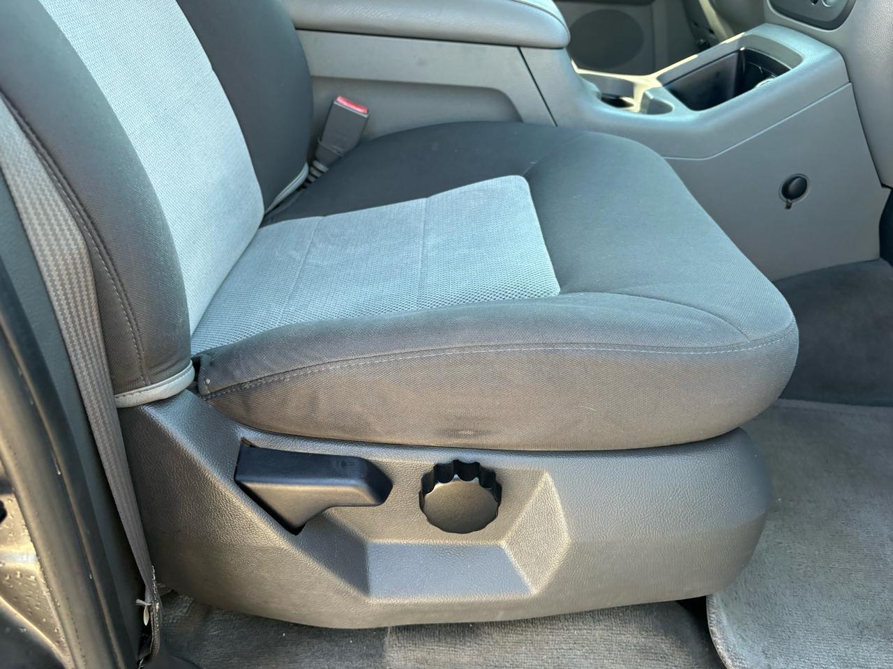 Ford Expedition  2004