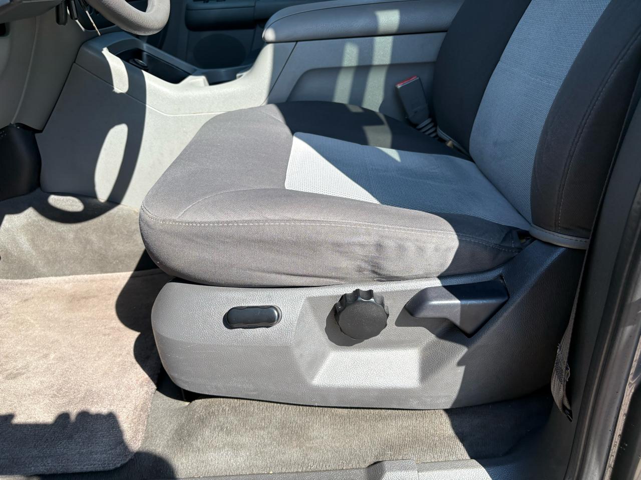 Ford Expedition  2004