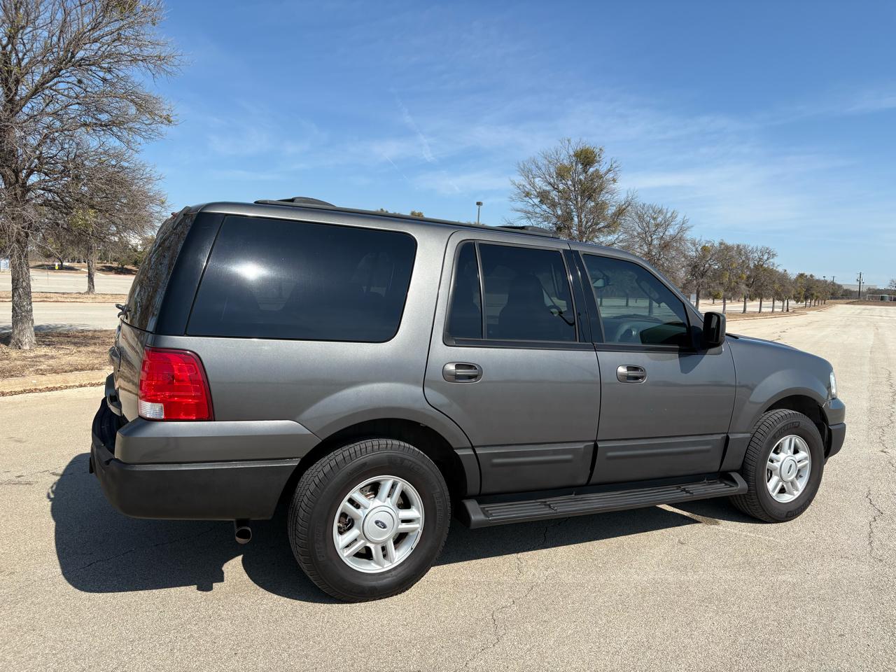 Ford Expedition  2004