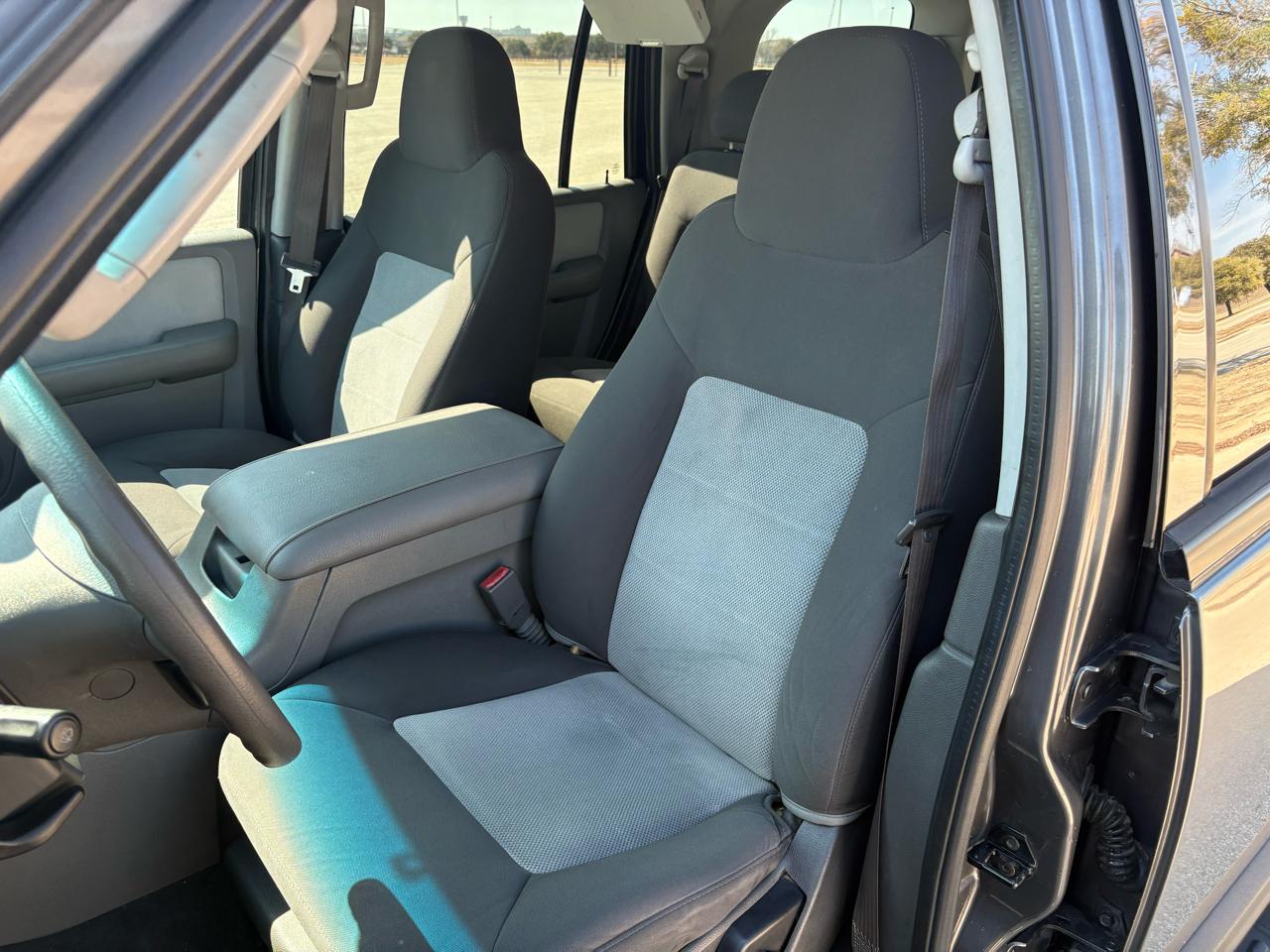 Ford Expedition  2004