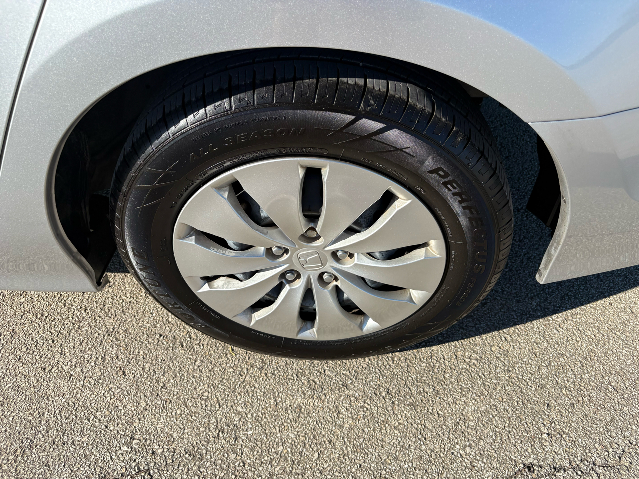 Honda Accord Sdn 4dr I4 Auto LX 2012