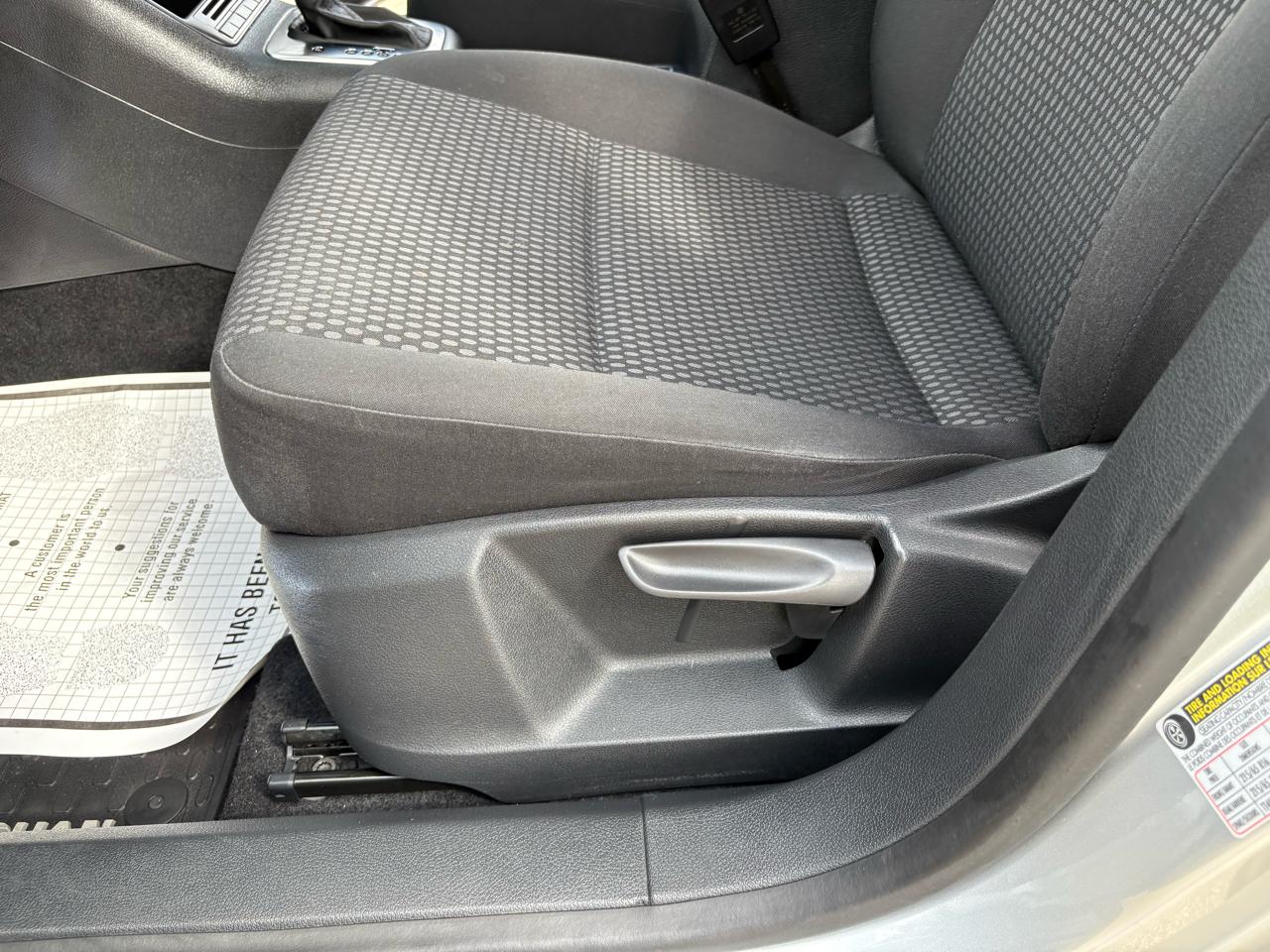 Volkswagen Tiguan  2010