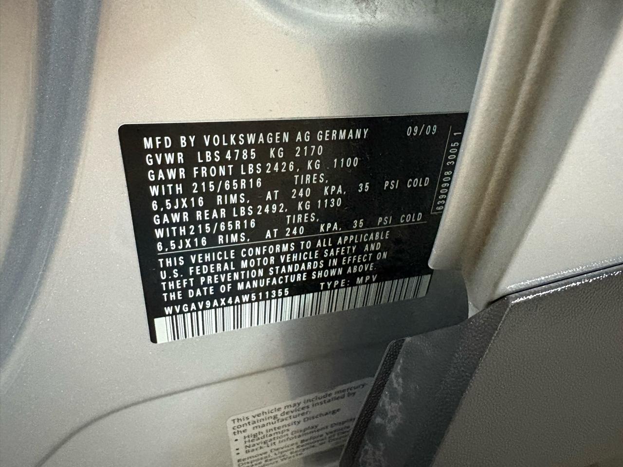 Volkswagen Tiguan  2010