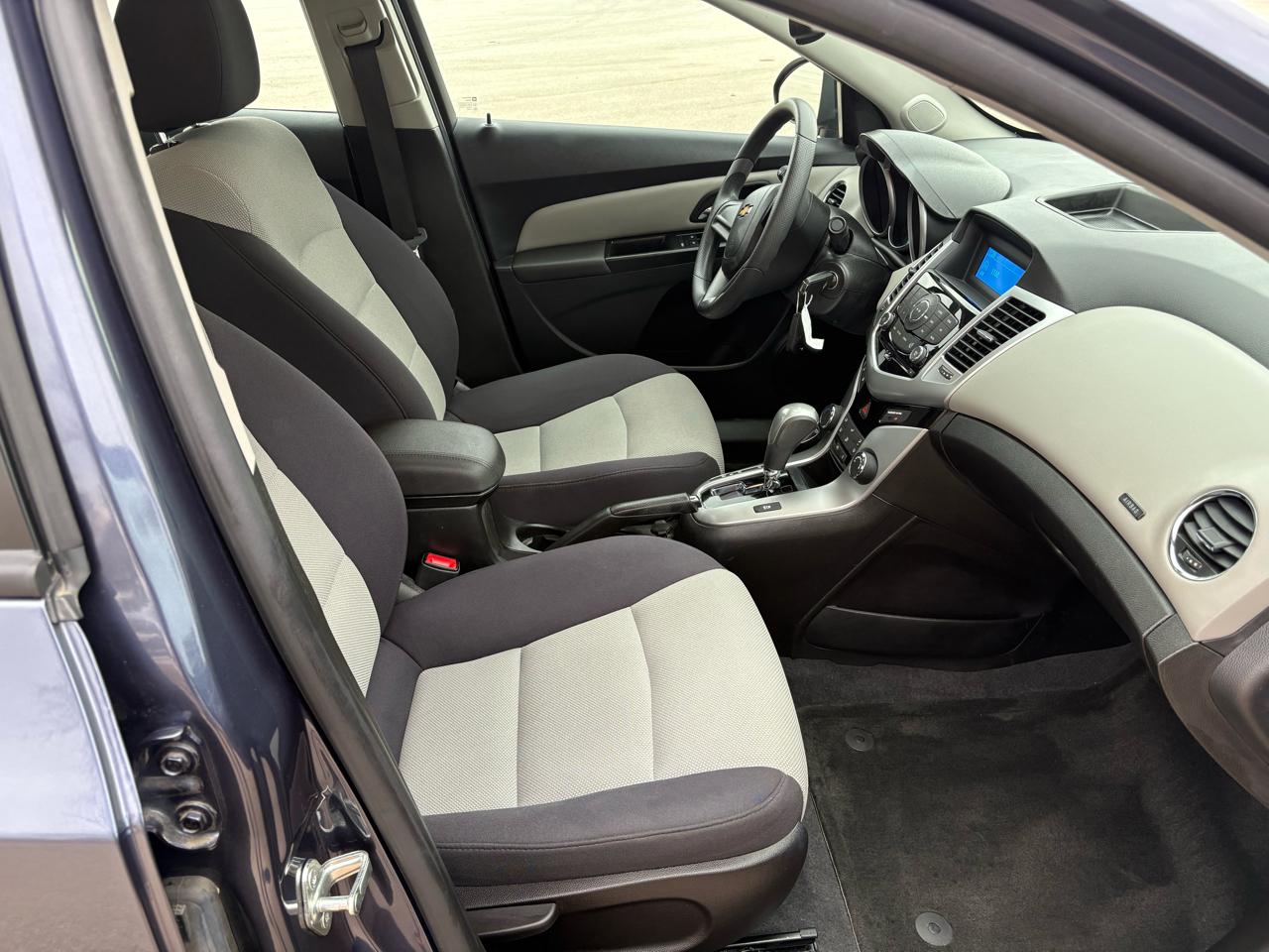 Chevrolet Cruze 4dr Sdn Auto LS 2014