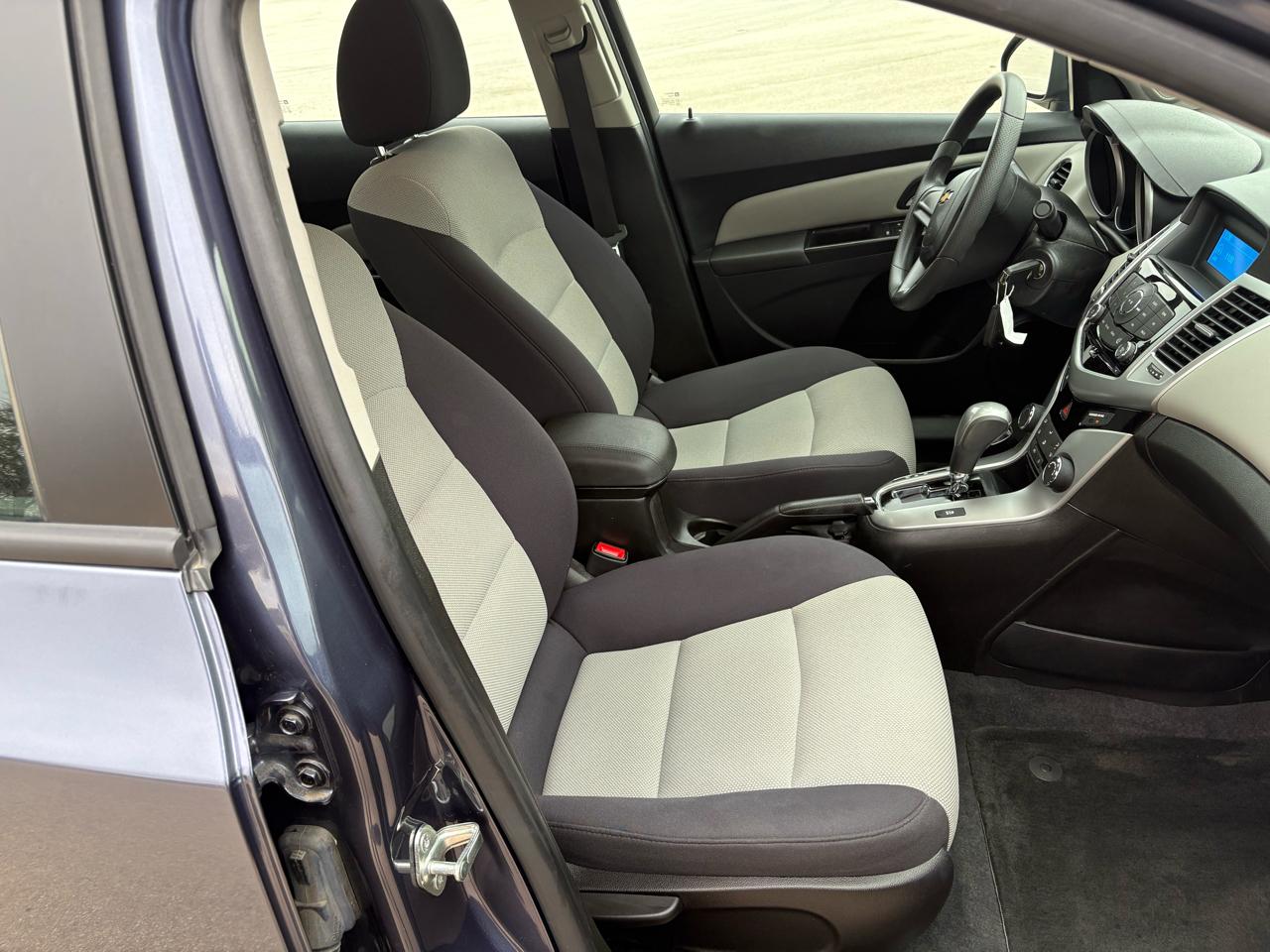 Chevrolet Cruze 4dr Sdn Auto LS 2014