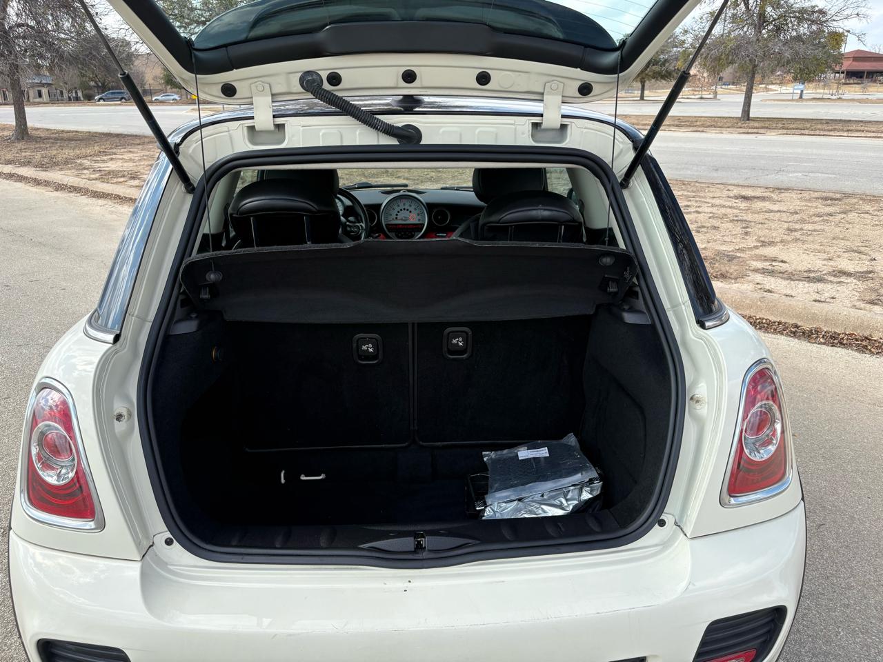 MINI Cooper Hardtop  2012