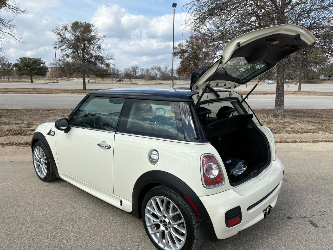 MINI Cooper Hardtop  2012