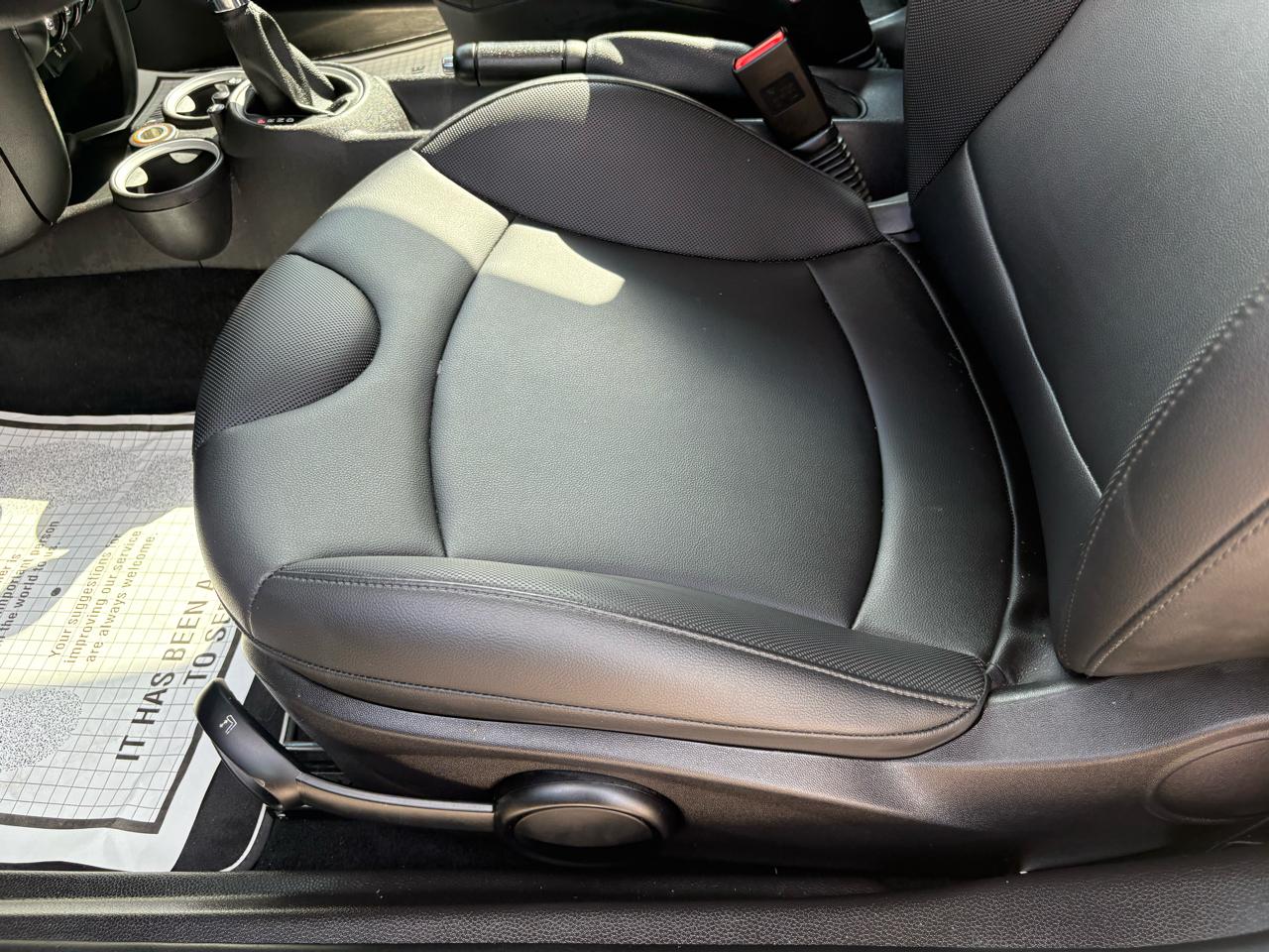 MINI Cooper Hardtop  2012