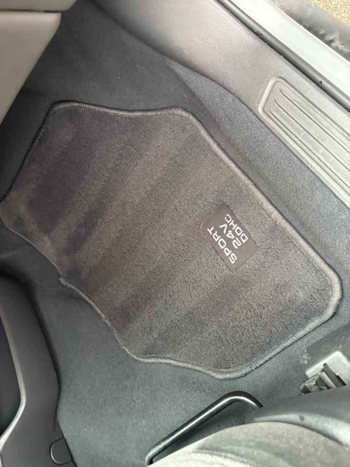 Ford Taurus 4dr Sdn SES Deluxe 2002