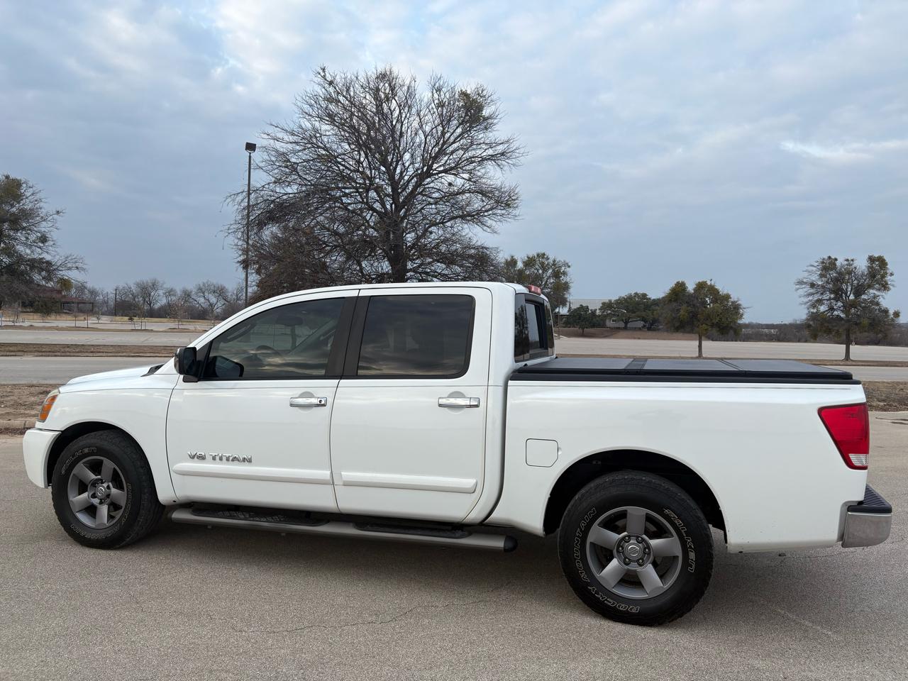 Nissan Titan SE Crew Cab 2WD 2005