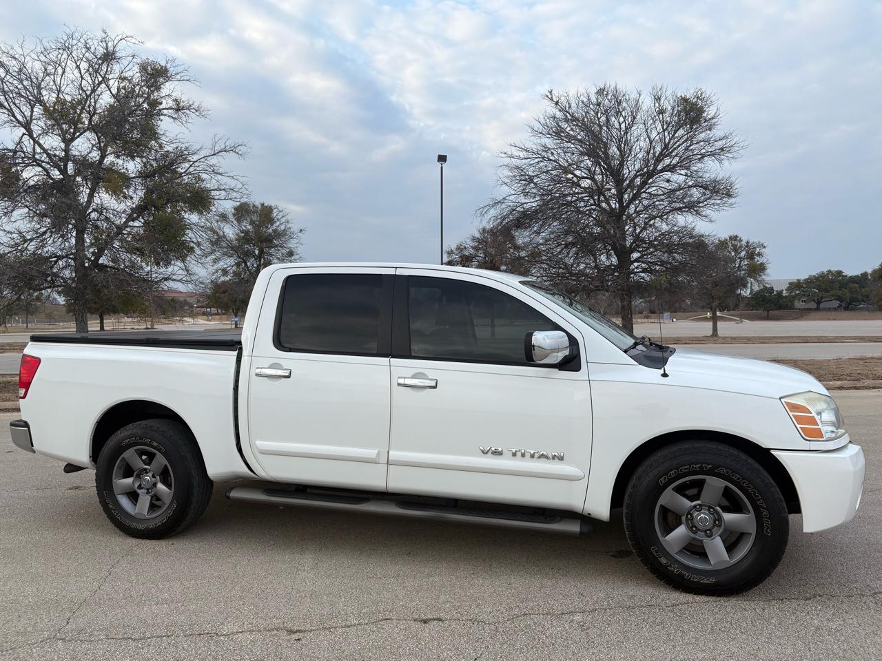 Nissan Titan SE Crew Cab 2WD 2005