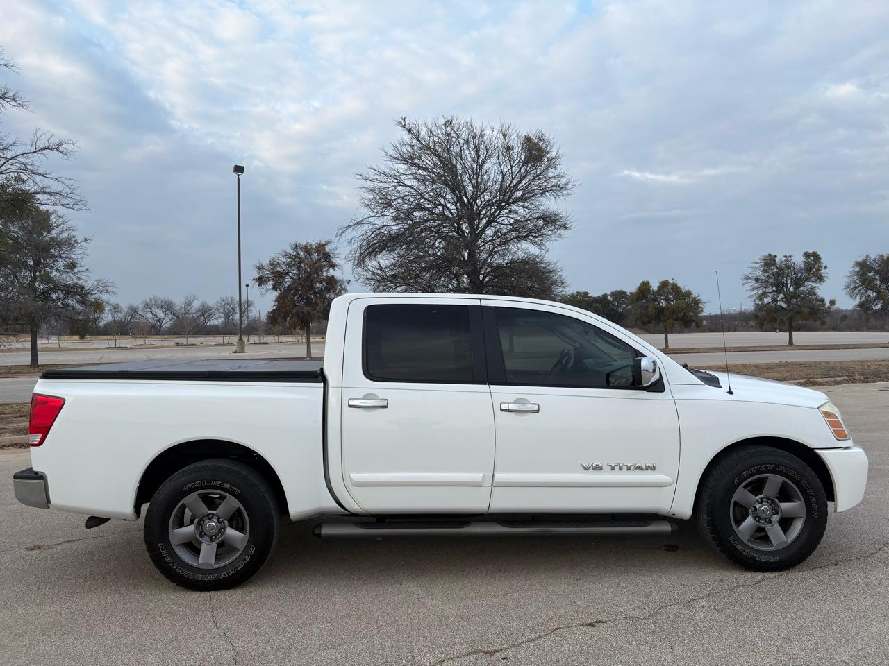 Nissan Titan SE Crew Cab 2WD 2005