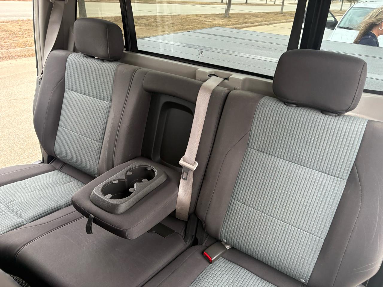 Nissan Titan SE Crew Cab 2WD 2005