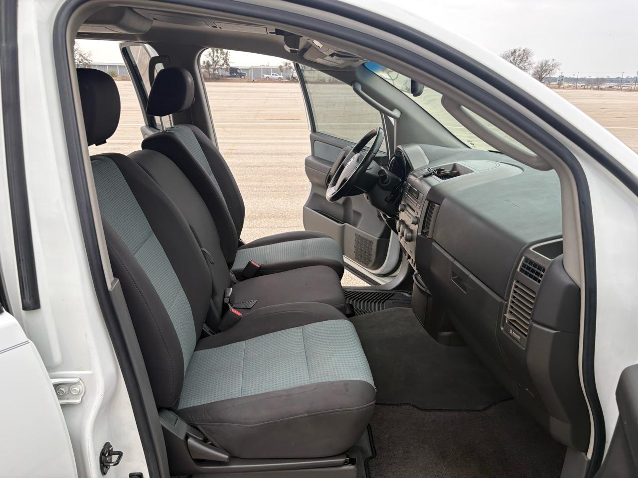 Nissan Titan SE Crew Cab 2WD 2005