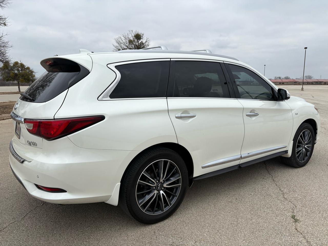 Infiniti QX60 FWD 2017