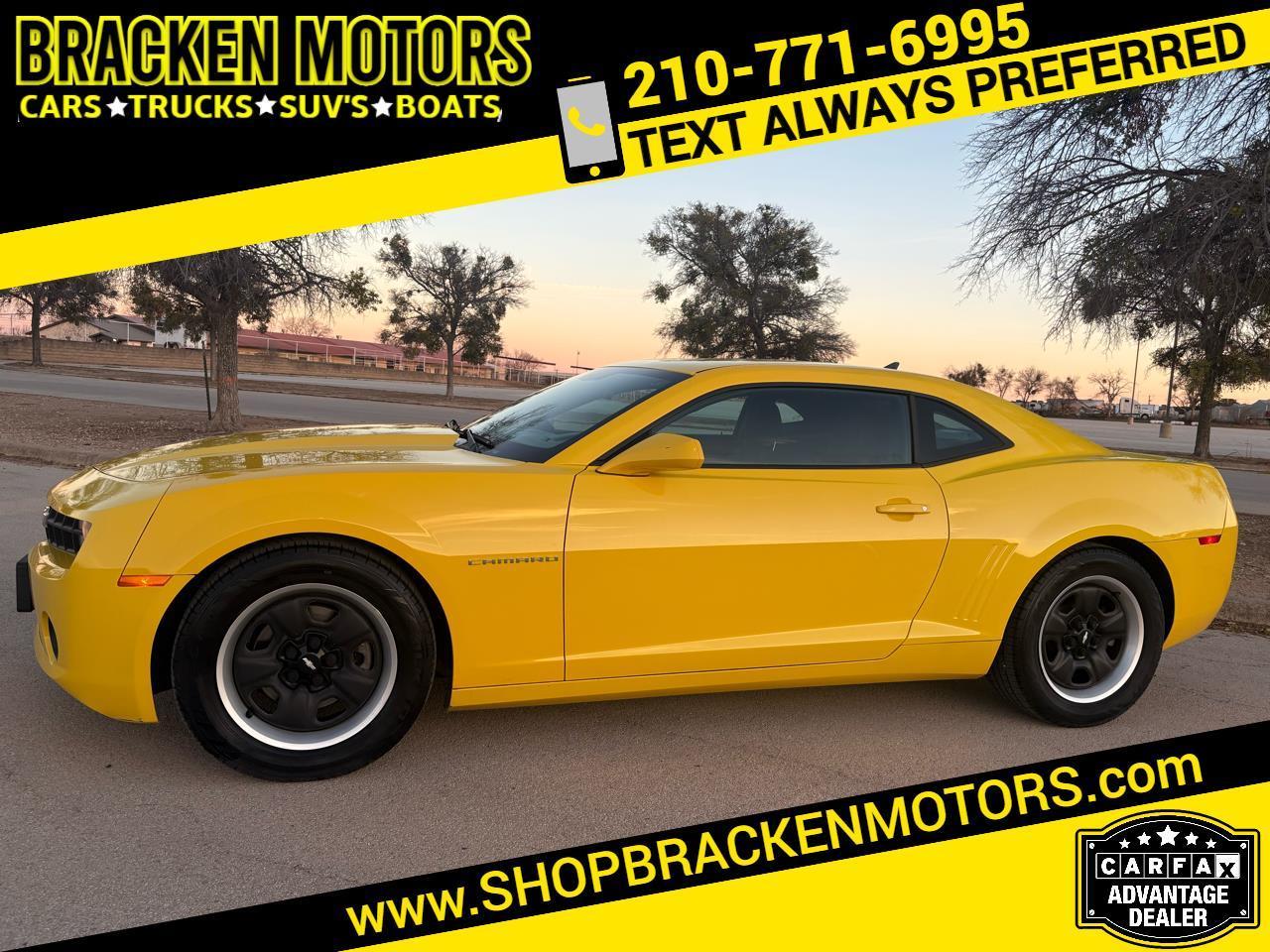 2013 Chevrolet Camaro 2dr COUPE LS