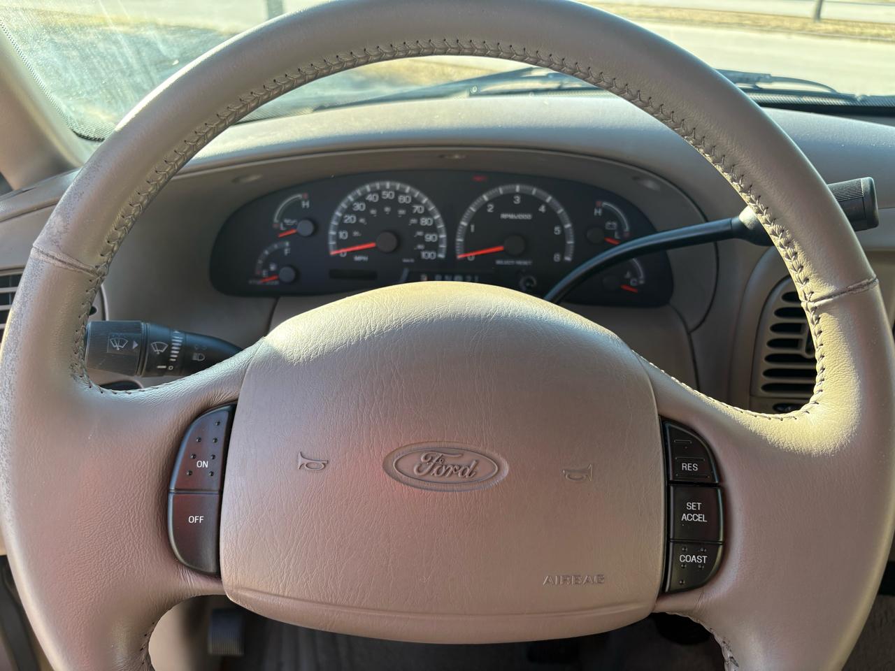 Ford F-150 SuperCrew  2001