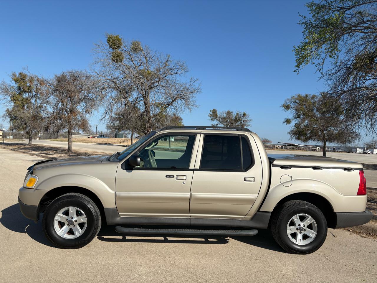 Ford Explorer Sport Trac  2005