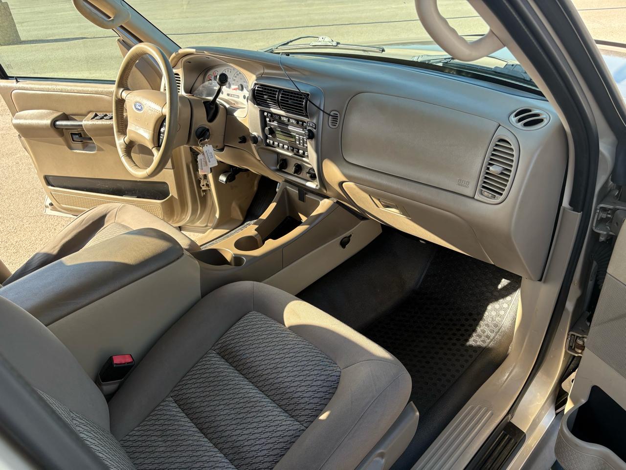 Ford Explorer Sport Trac  2005