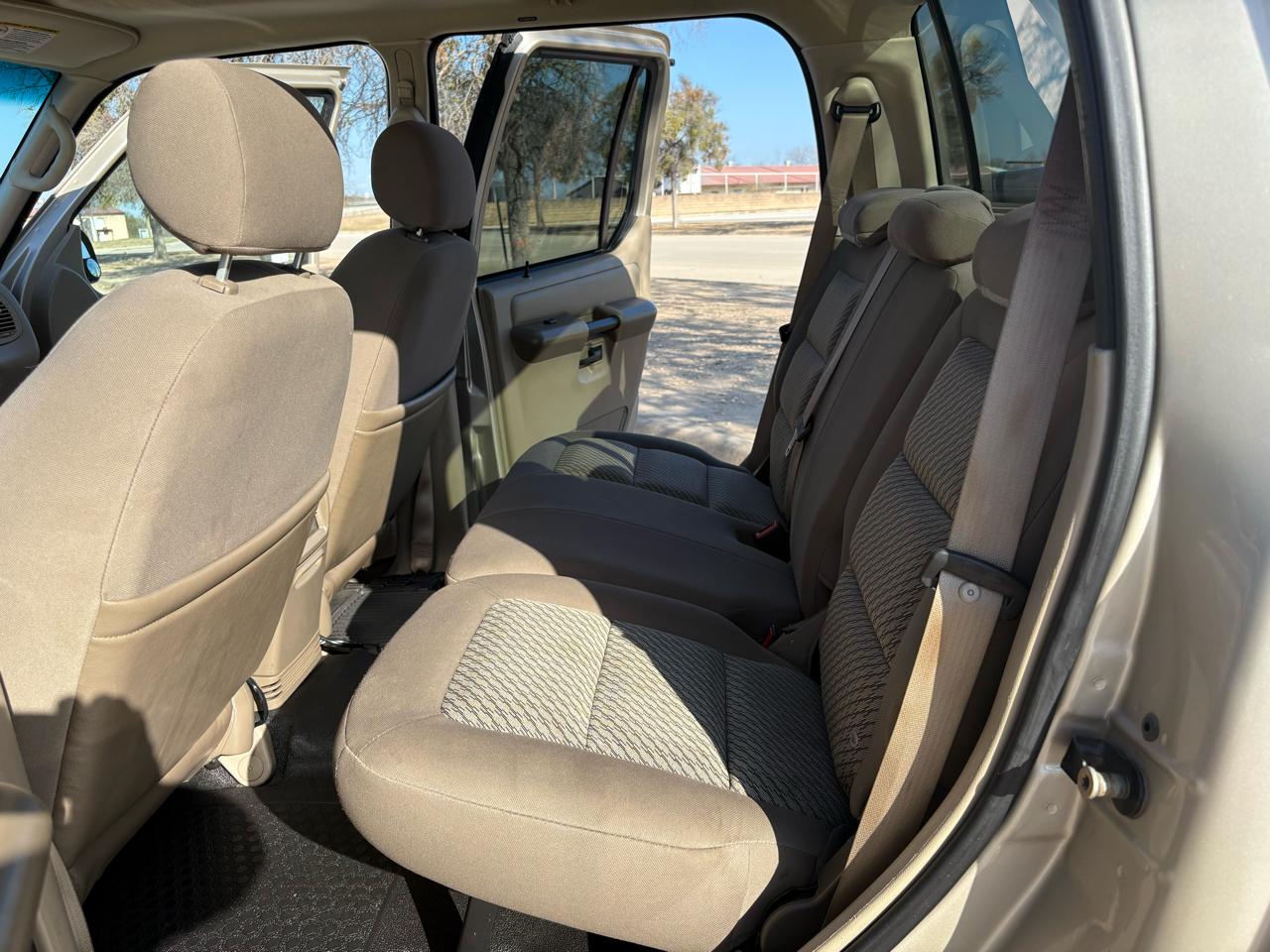 Ford Explorer Sport Trac  2005