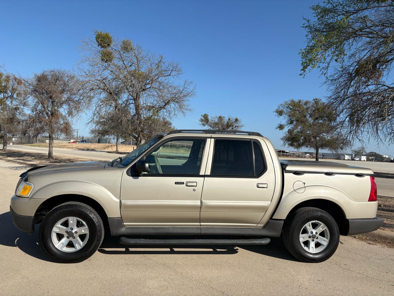 Ford Explorer Sport Trac  2005