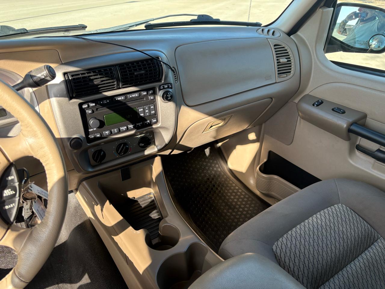 Ford Explorer Sport Trac  2005