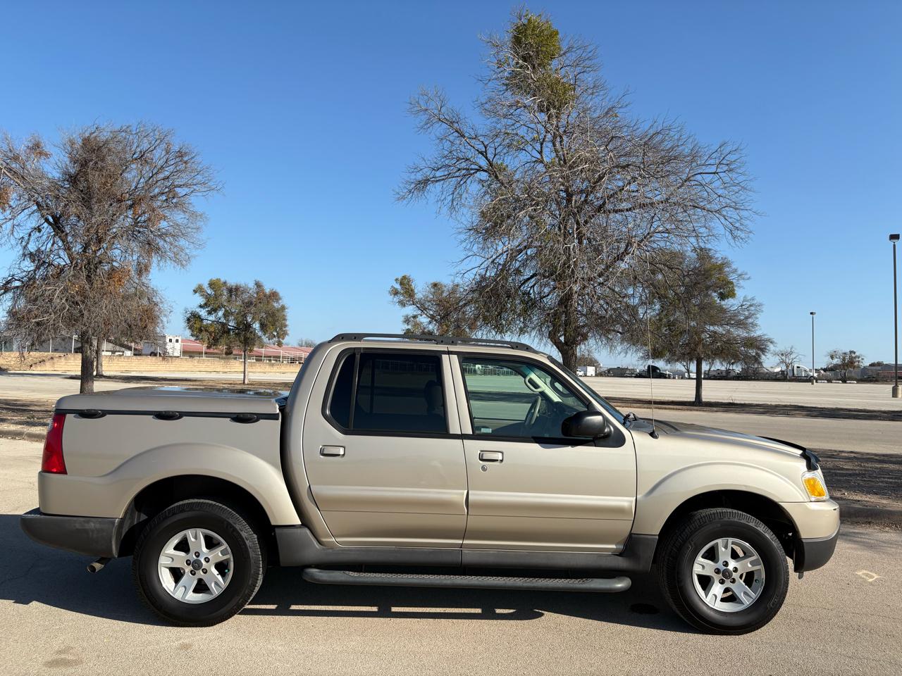 Ford Explorer Sport Trac  2005