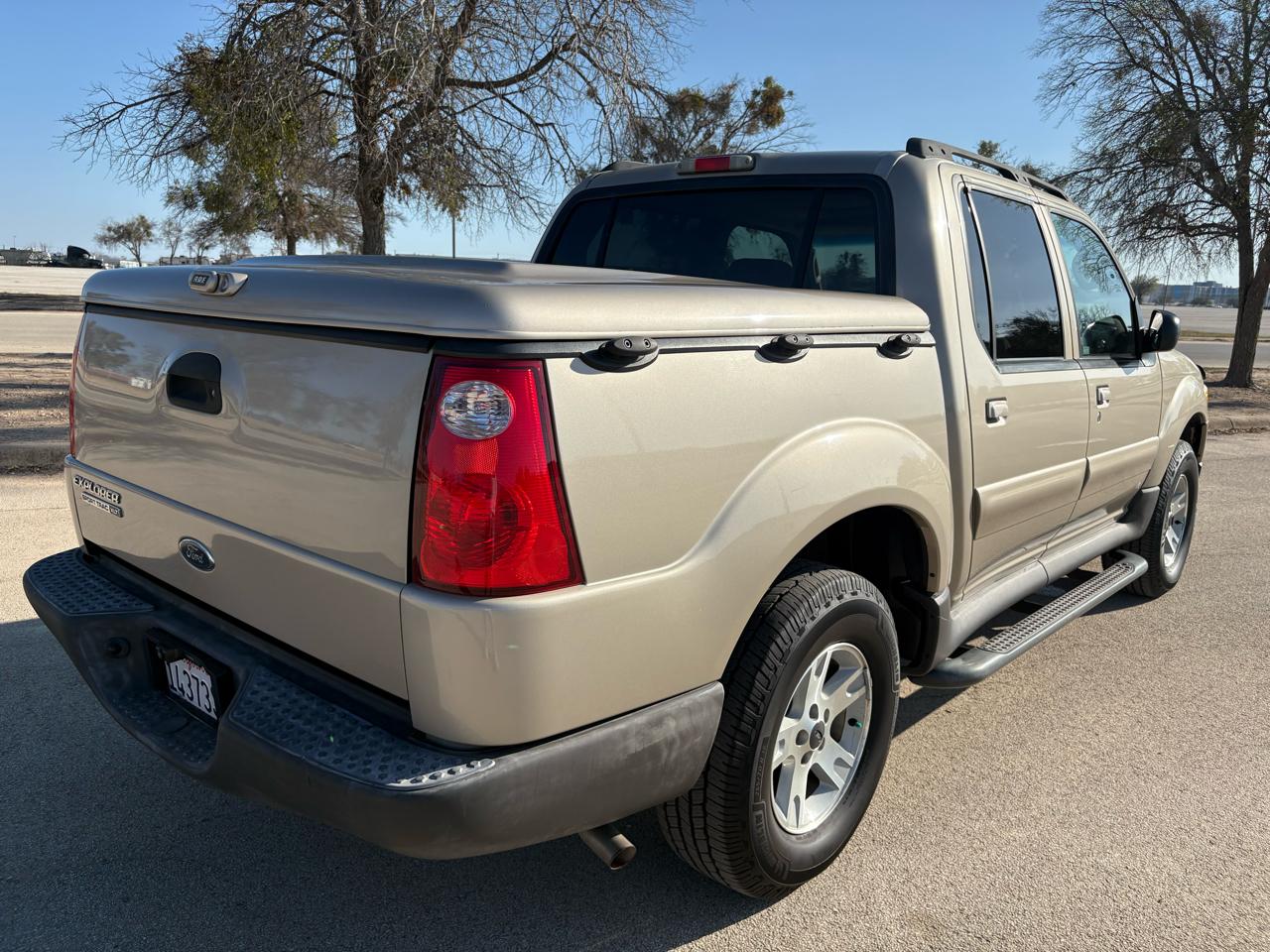 Ford Explorer Sport Trac  2005
