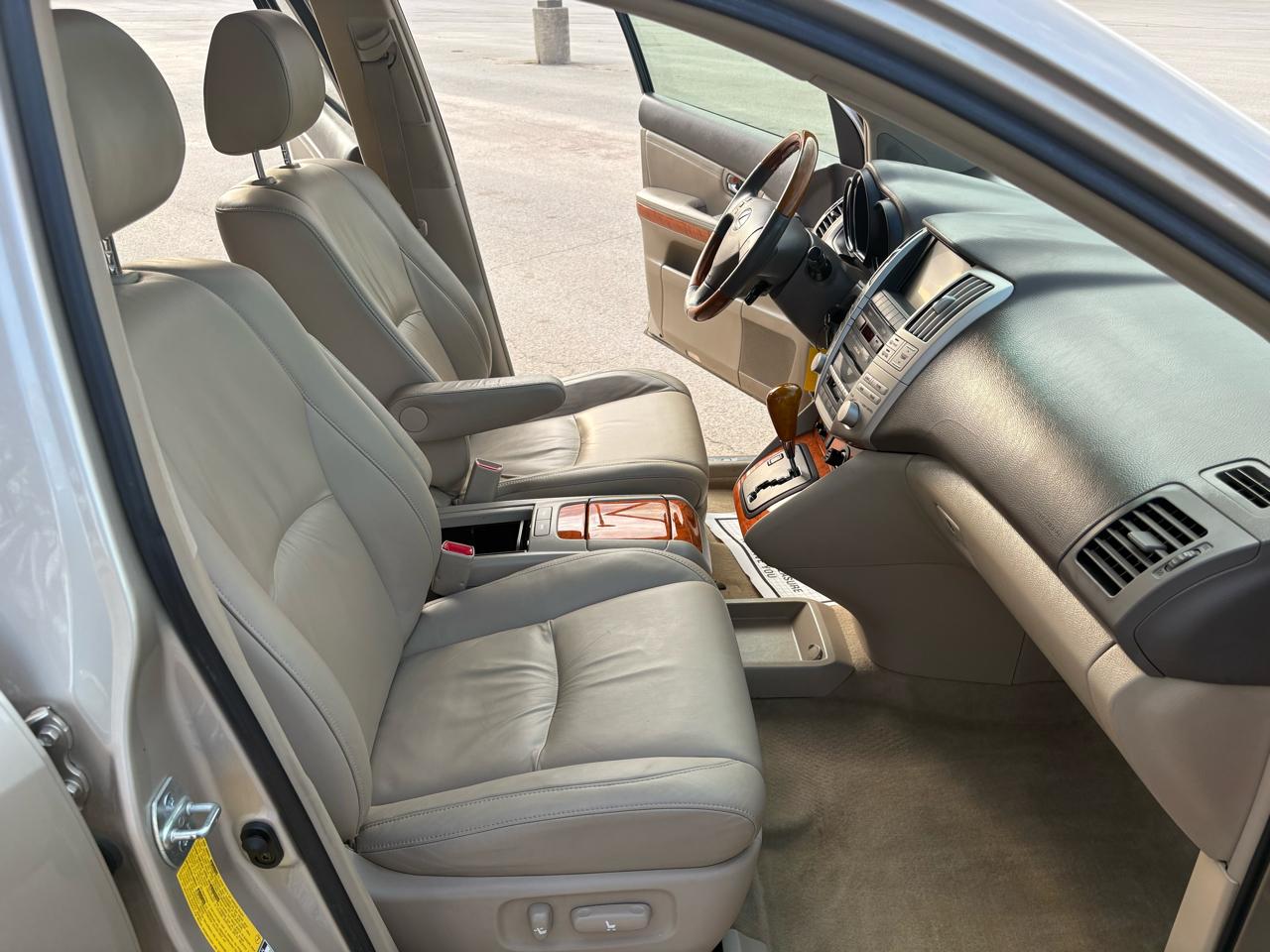 Lexus RX 330 4dr SUV AWD 2004