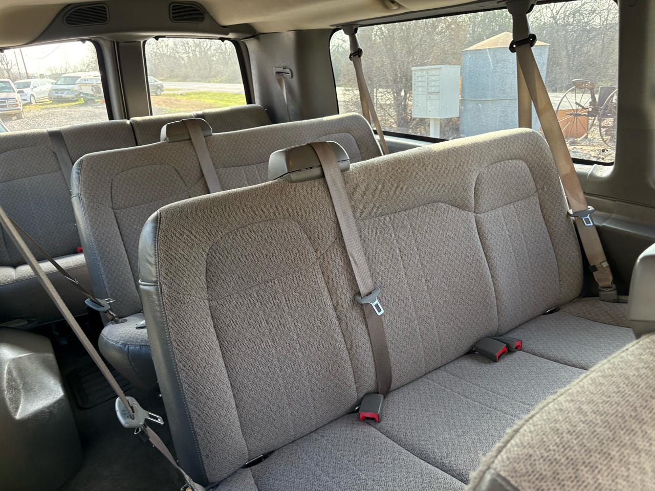 Chevrolet Express Passenger  2013