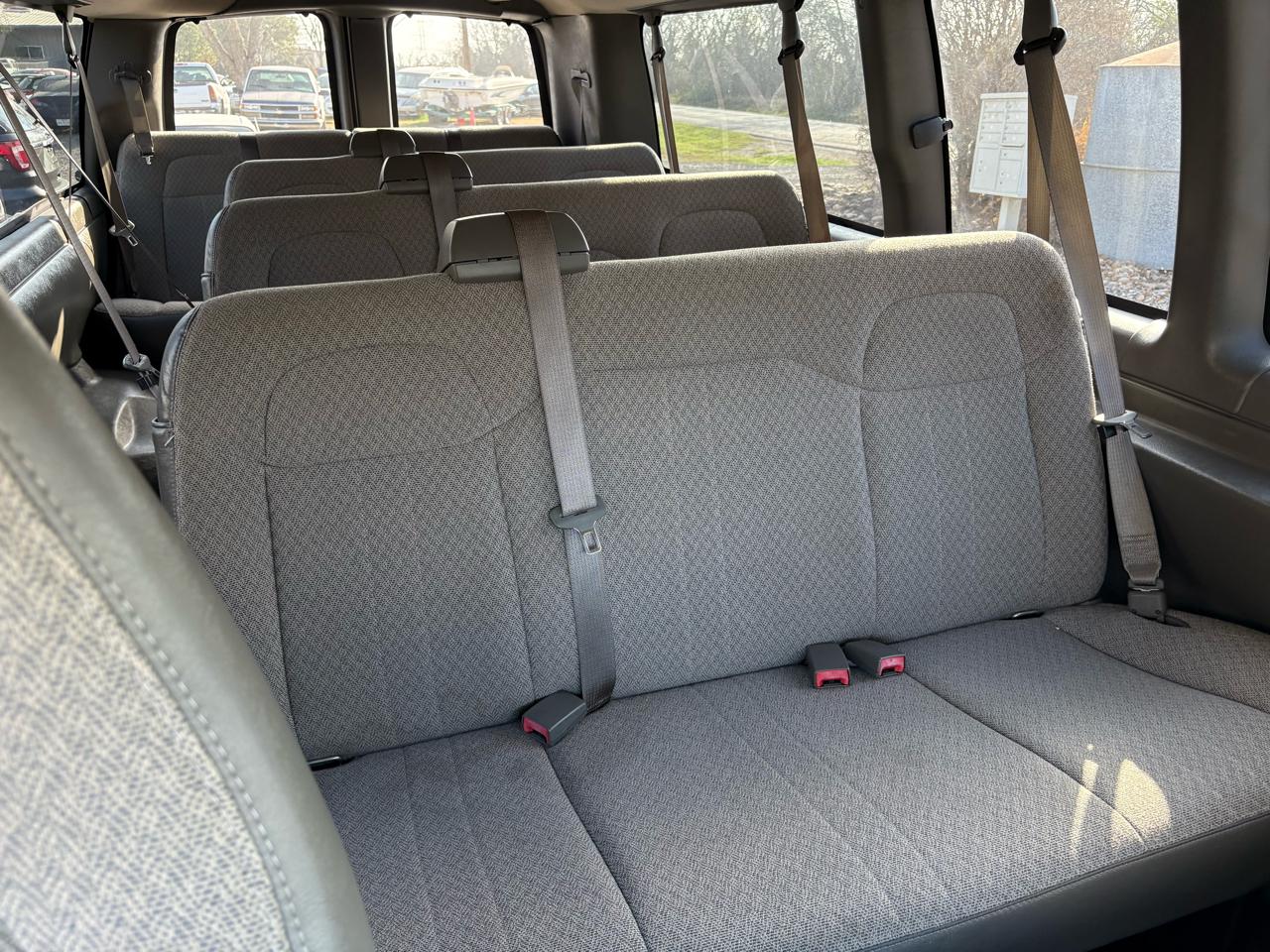 Chevrolet Express Passenger  2013