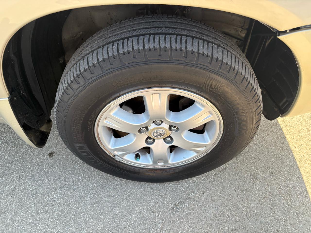 Toyota Highlander 4dr V6 4WD (Natl) 2003