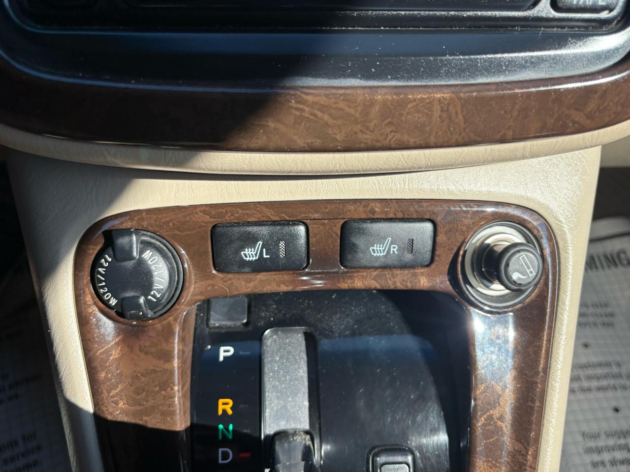 Toyota Highlander 4dr V6 4WD (Natl) 2003