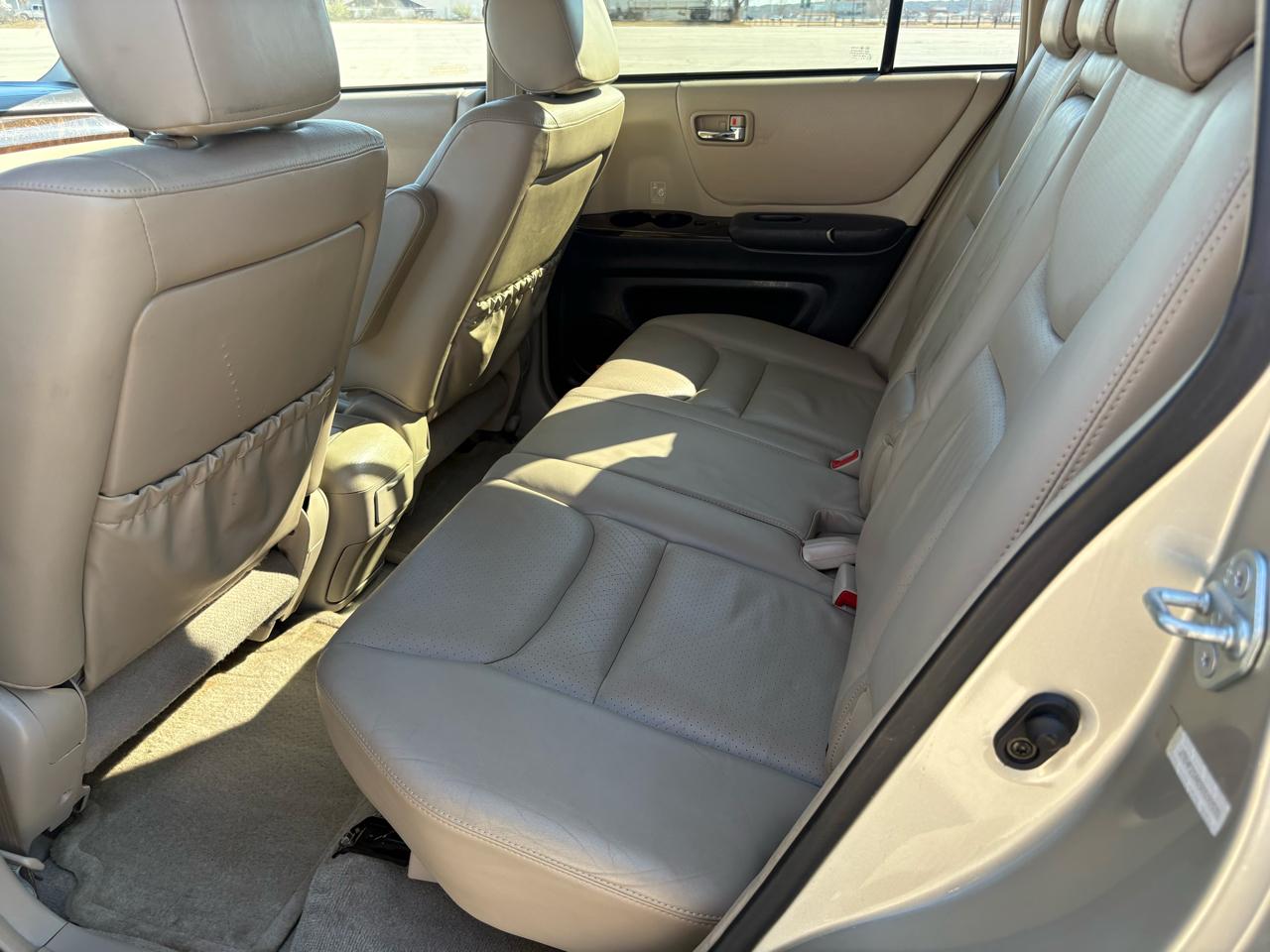 Toyota Highlander 4dr V6 4WD (Natl) 2003