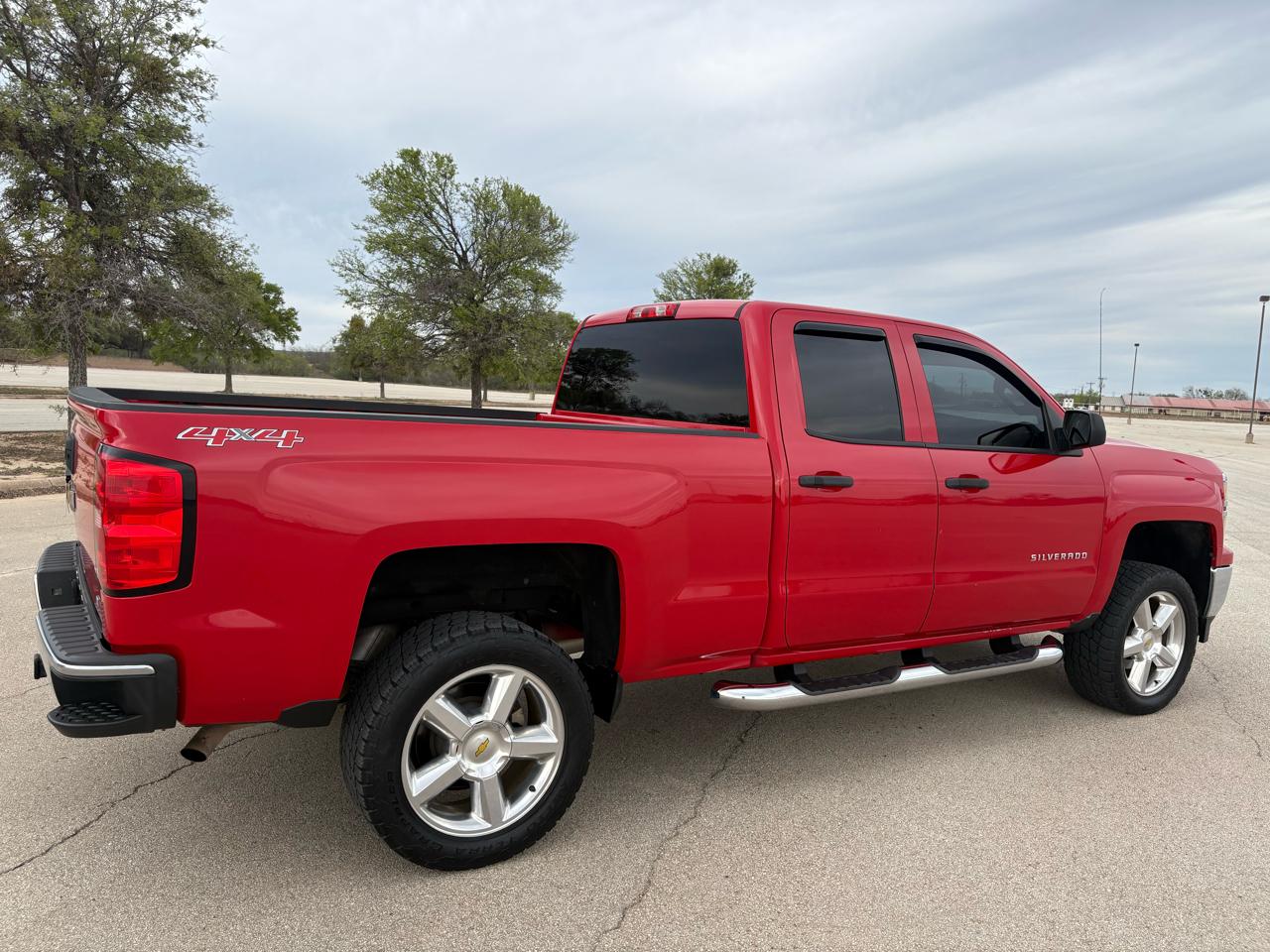 Chevrolet Silverado 1500 4WD Double Cab 143.5" LT w/1LT 2014