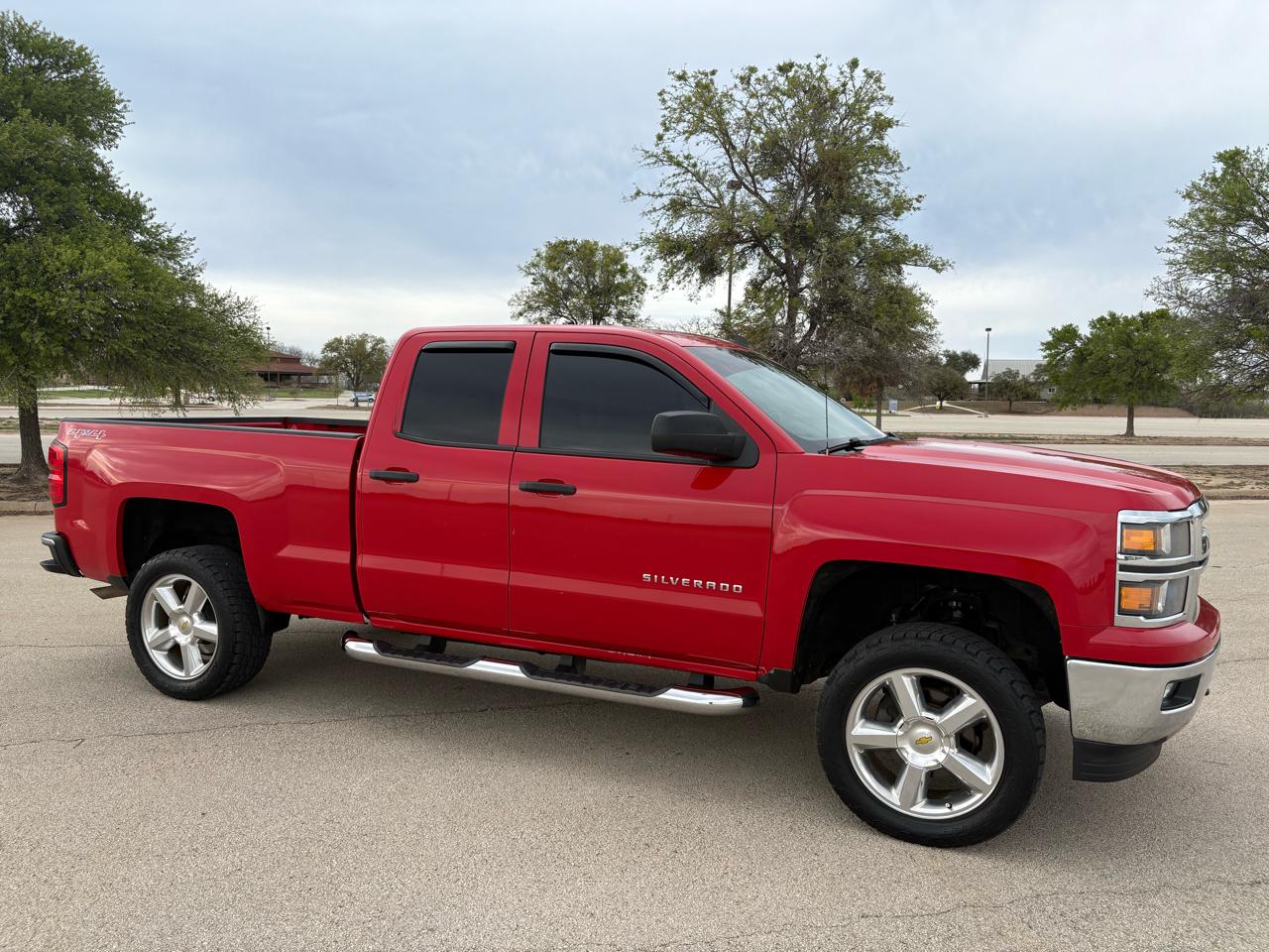 Chevrolet Silverado 1500 4WD Double Cab 143.5" LT w/1LT 2014