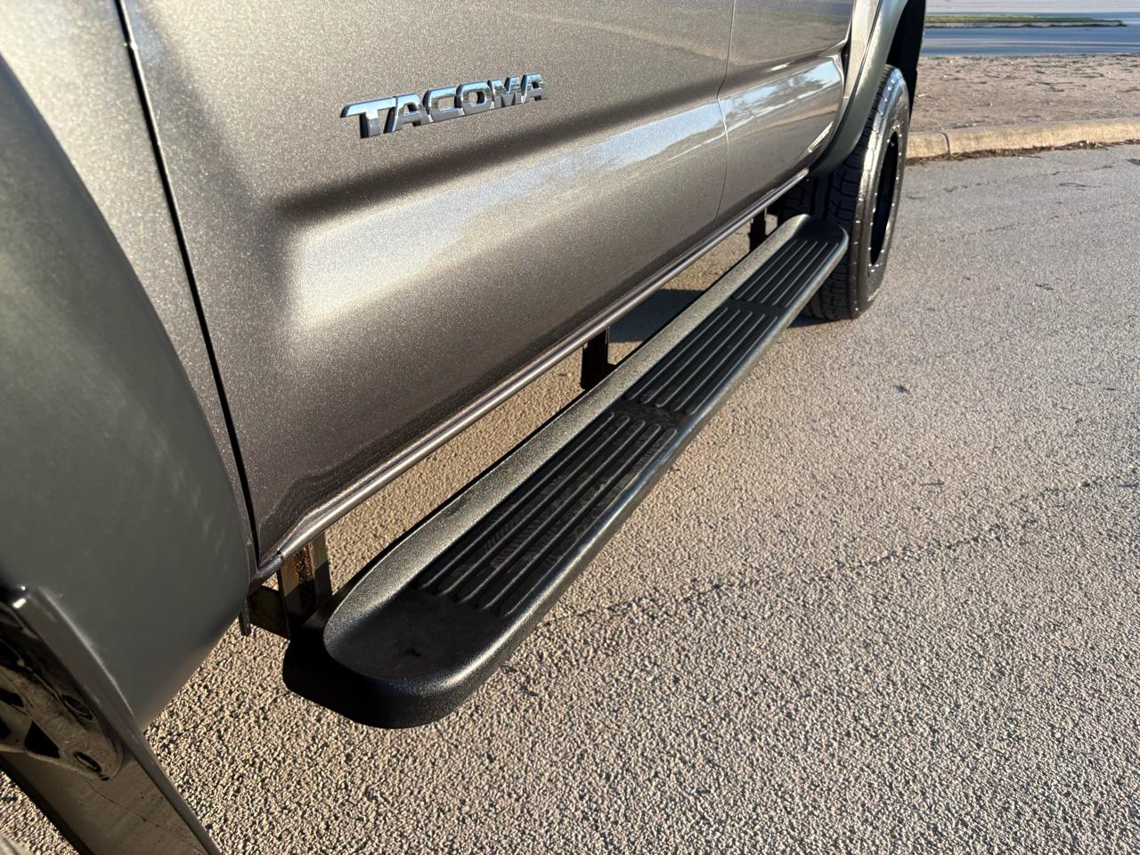 Toyota Tacoma 2WD Double Cab V6 AT PreRunner (Natl) 2013