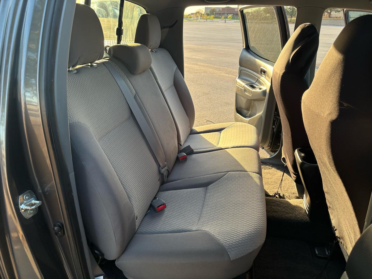 Toyota Tacoma 2WD Double Cab V6 AT PreRunner (Natl) 2013