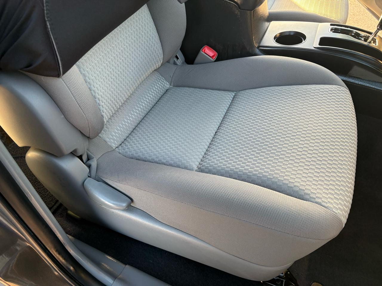 Toyota Tacoma 2WD Double Cab V6 AT PreRunner (Natl) 2013