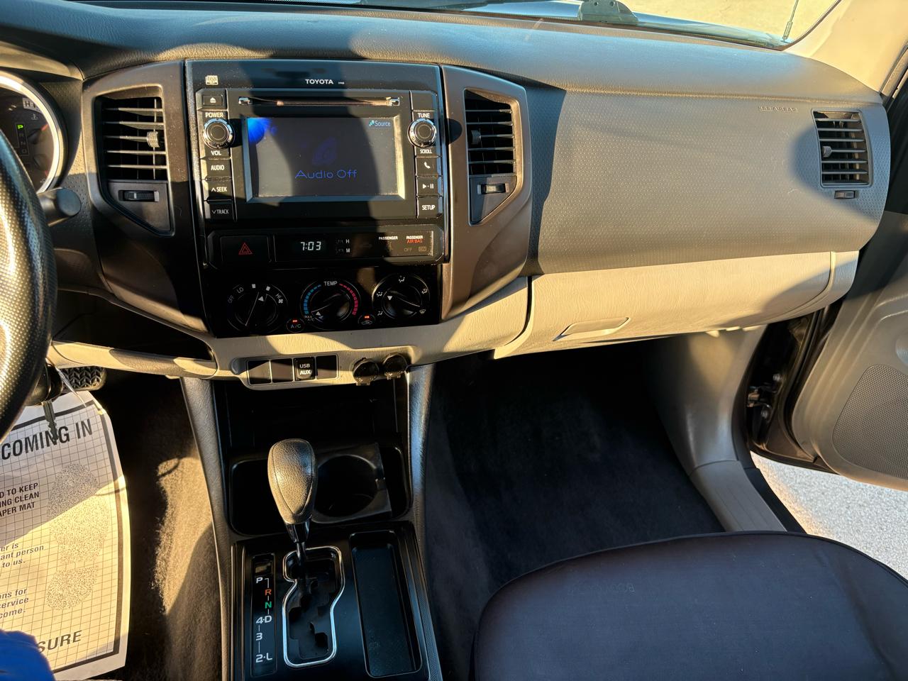 Toyota Tacoma 2WD Double Cab V6 AT PreRunner (Natl) 2013